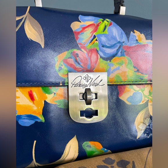 Patricia Nash Chauney Handbag in La Fleur - Picture 4 of 9